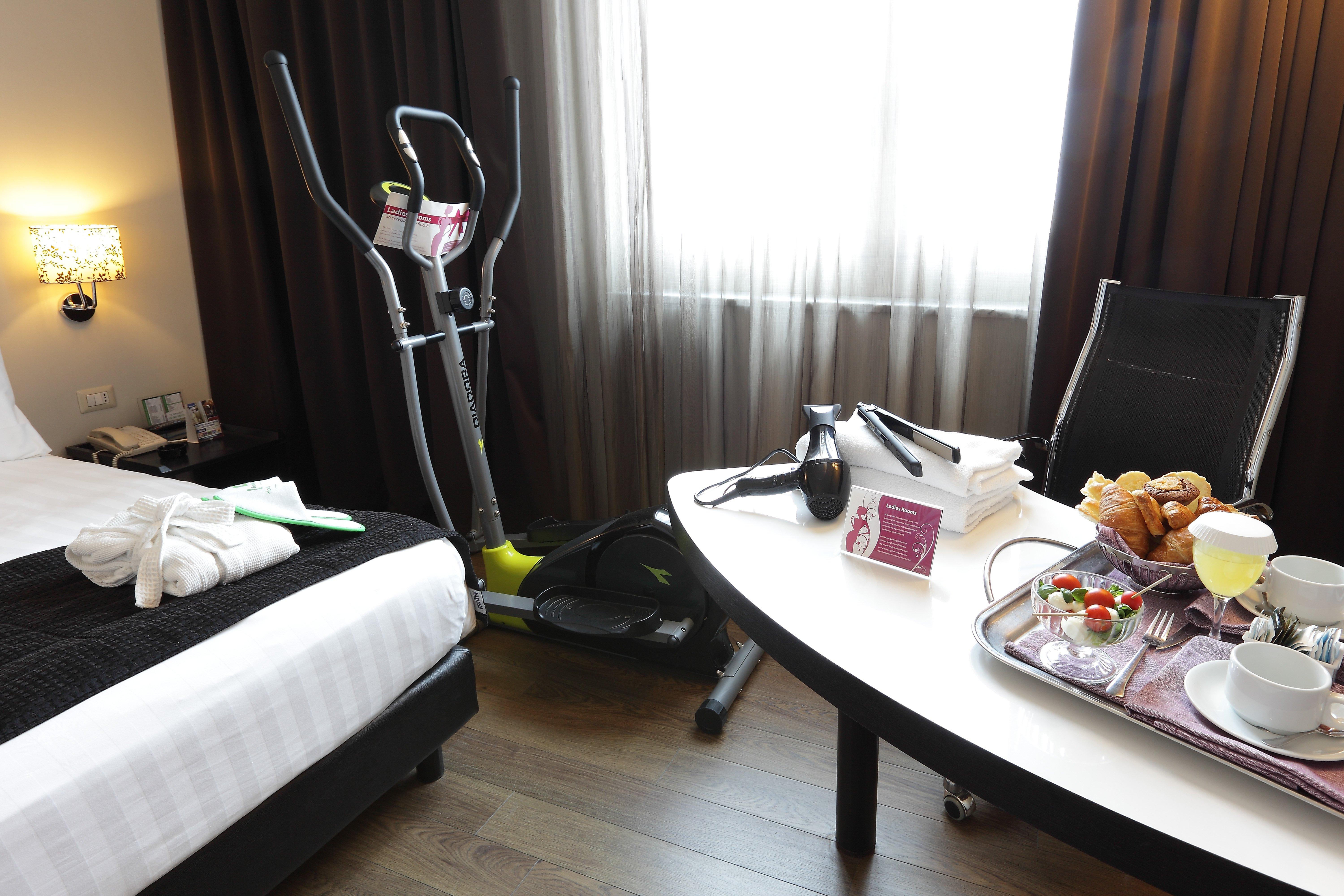 Holiday Inn Genoa City By Ihg Exteriör bild