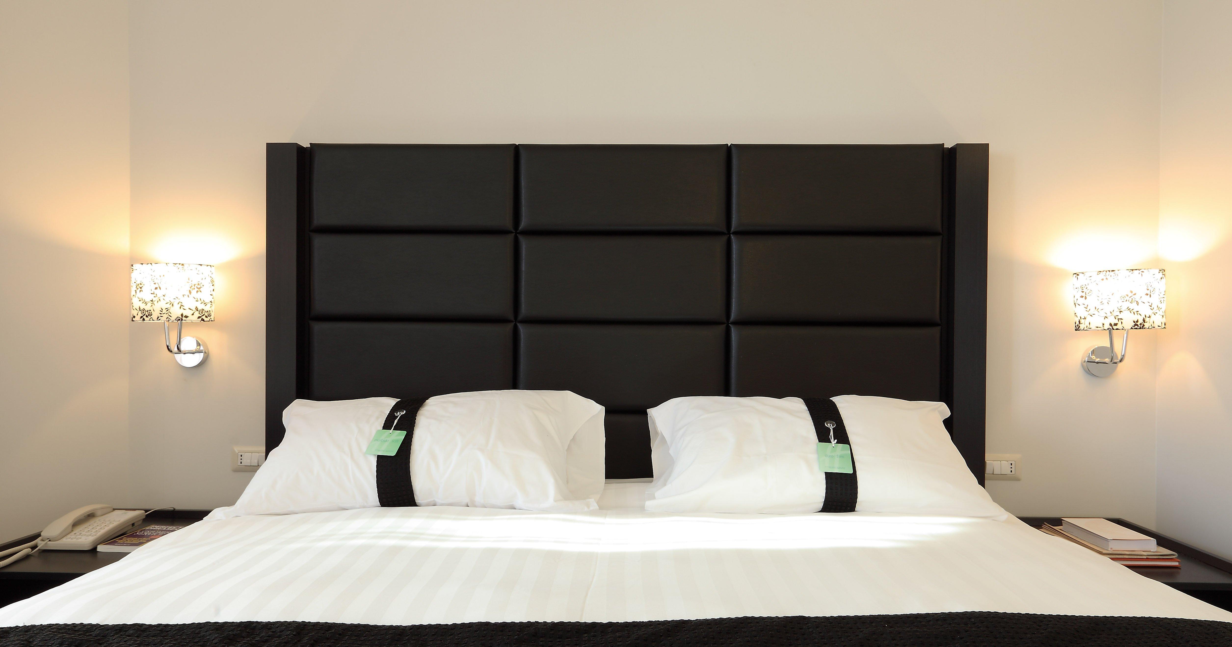 Holiday Inn Genoa City By Ihg Exteriör bild