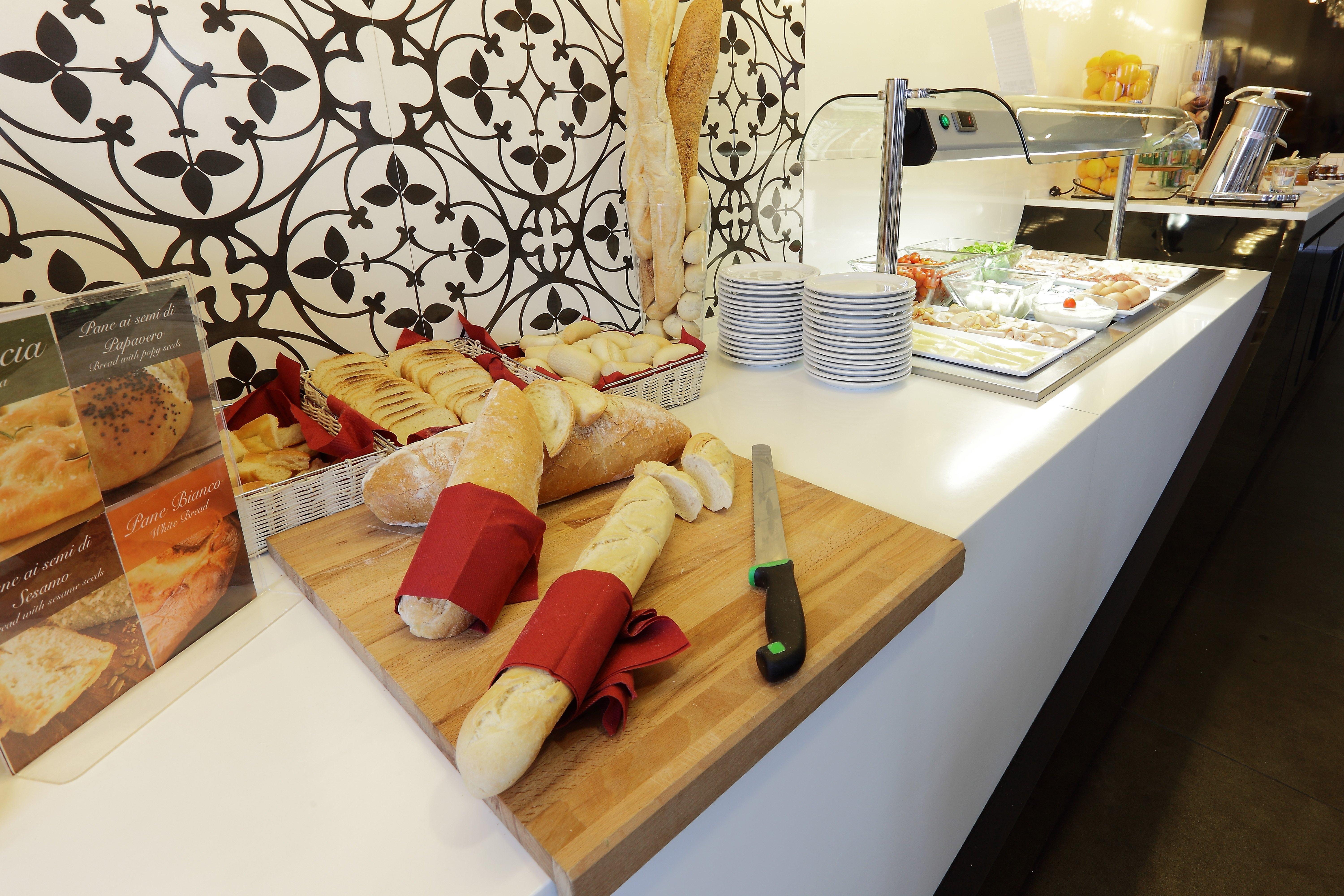 Holiday Inn Genoa City By Ihg Exteriör bild