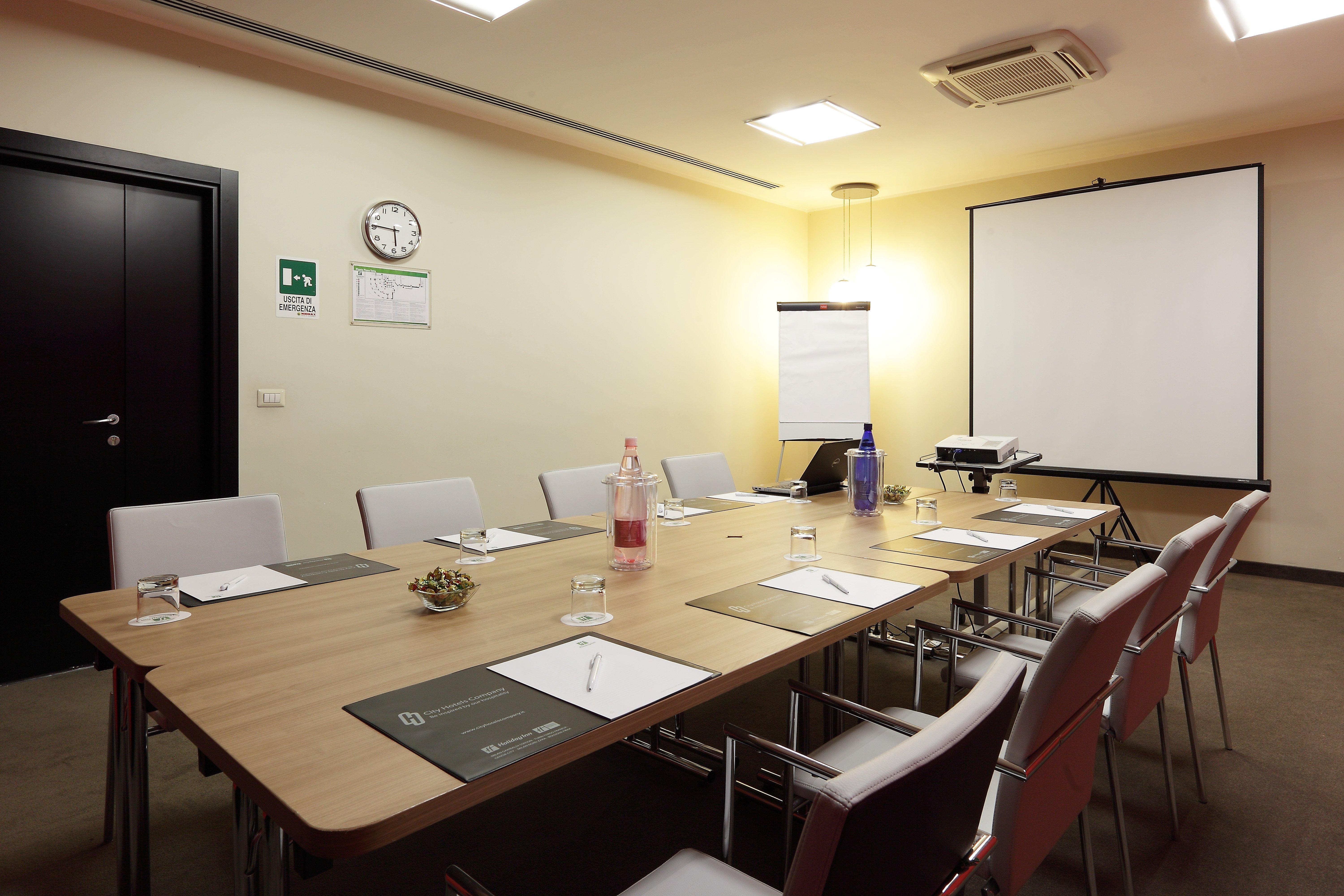 Holiday Inn Genoa City By Ihg Exteriör bild