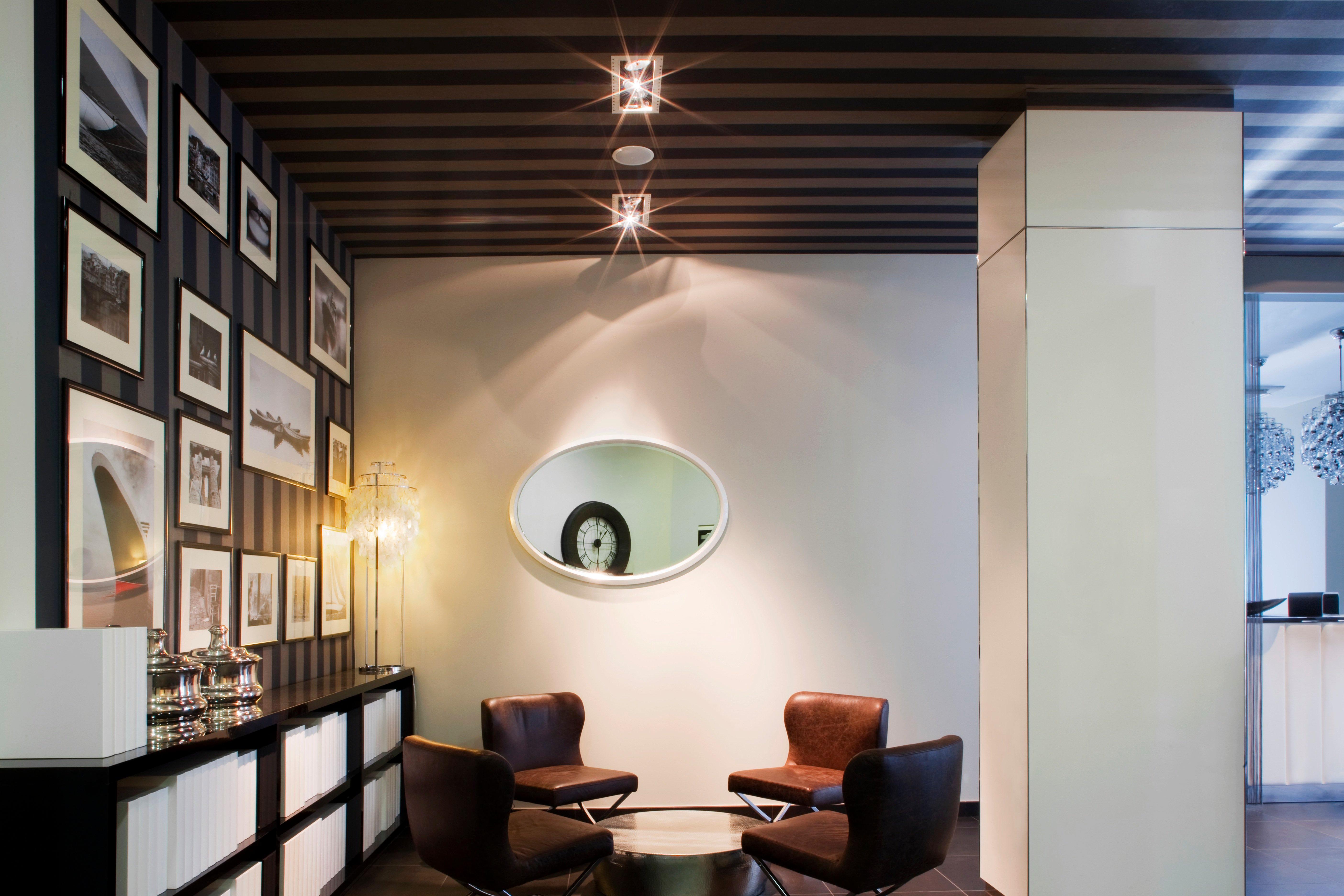 Holiday Inn Genoa City By Ihg Exteriör bild
