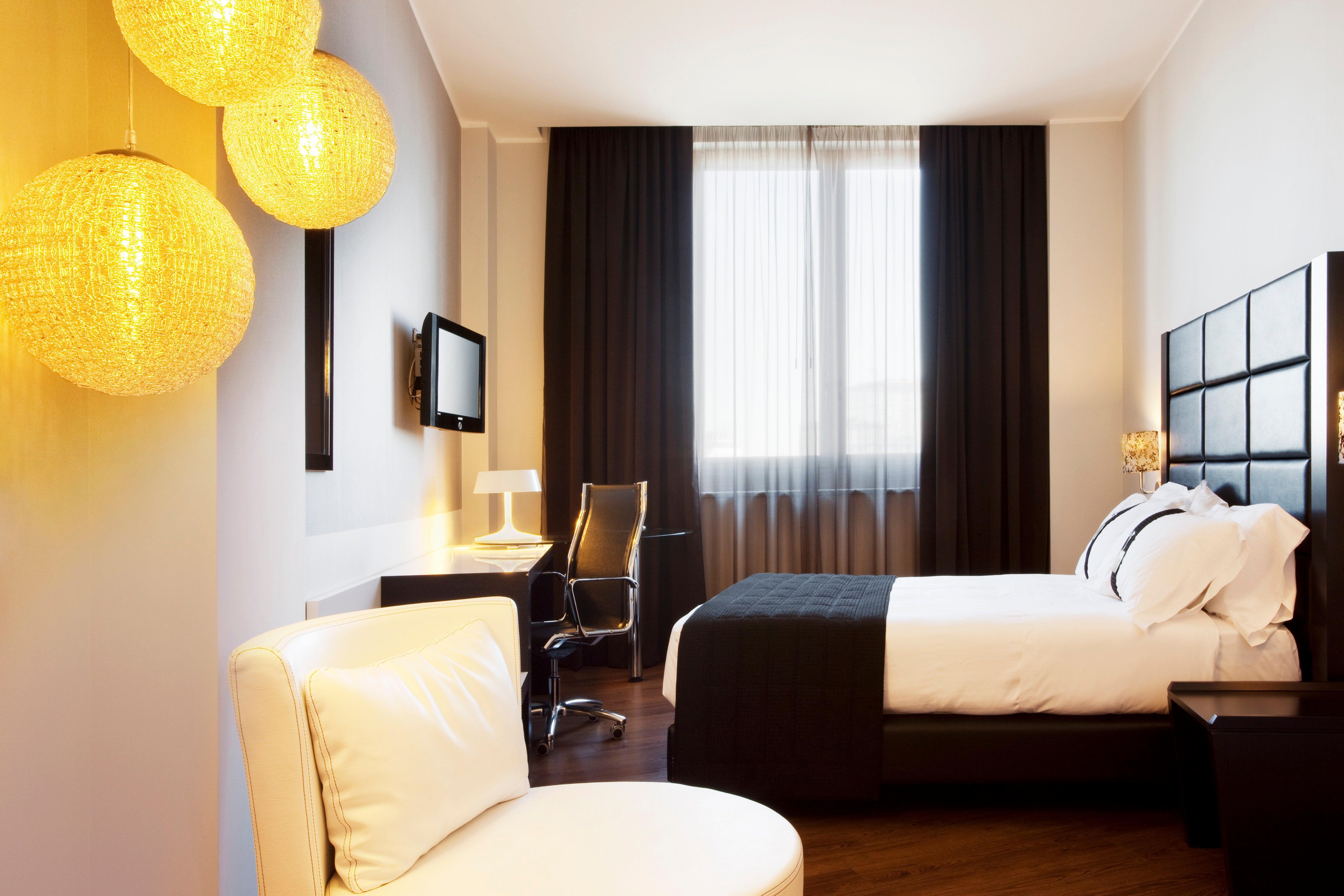 Holiday Inn Genoa City By Ihg Exteriör bild